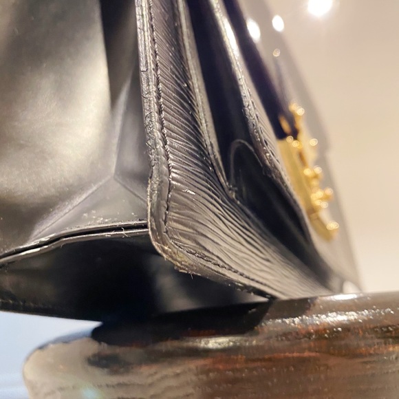 Louis Vuitton Monceau Epi Leather Bag - Picture 6 of 16